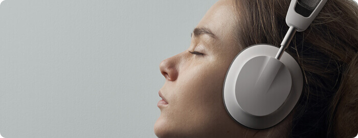 Minimalist active noise cancelling headphones